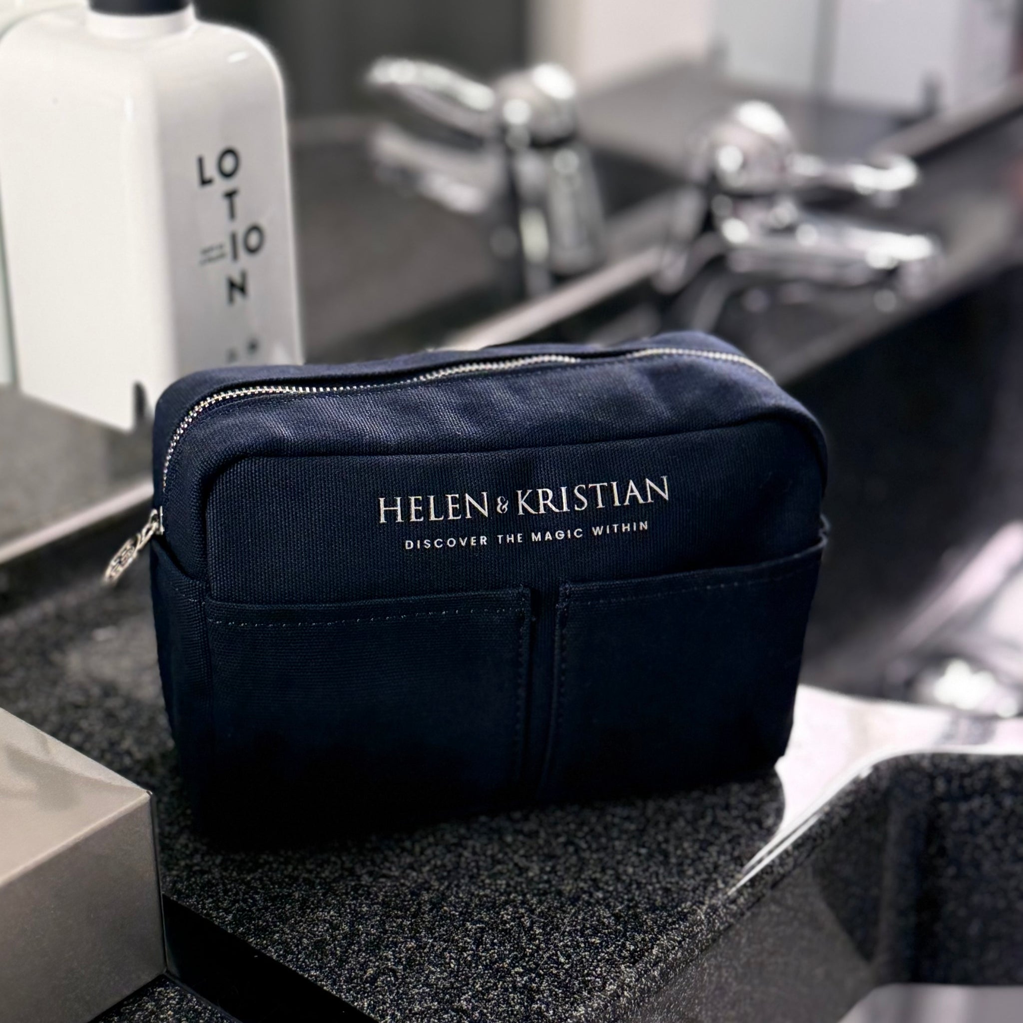 Nesty - Small Toiletry Bag - Blueberry Mist